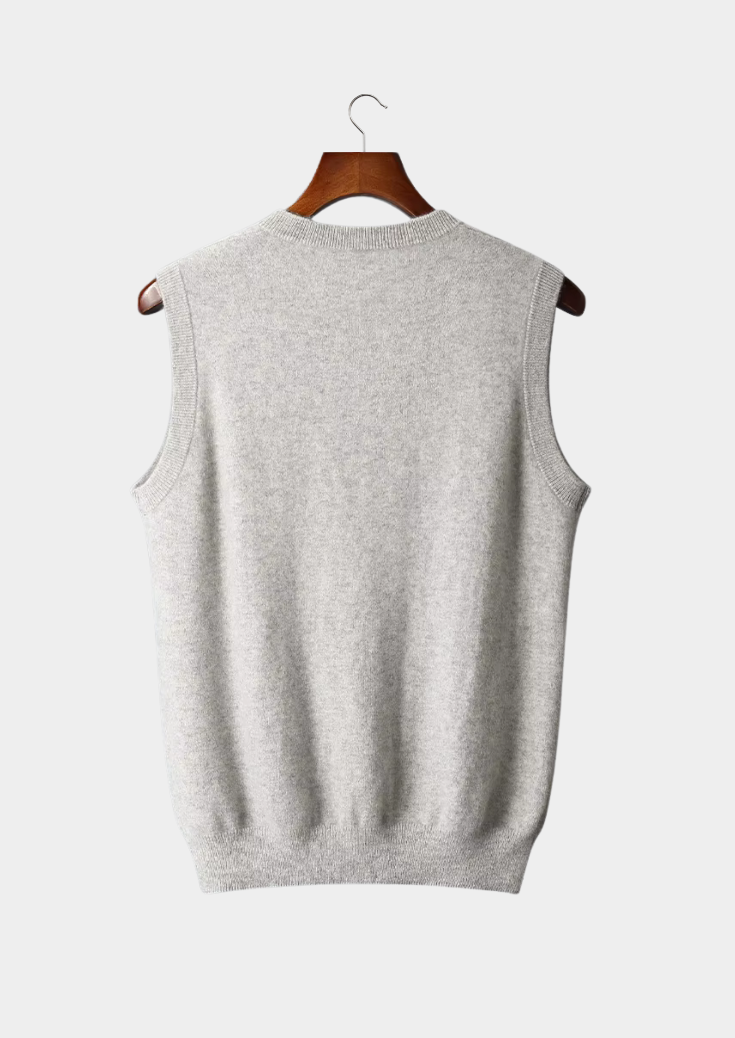 SIGNATURE MERIFIELD™ V-NECK VEST